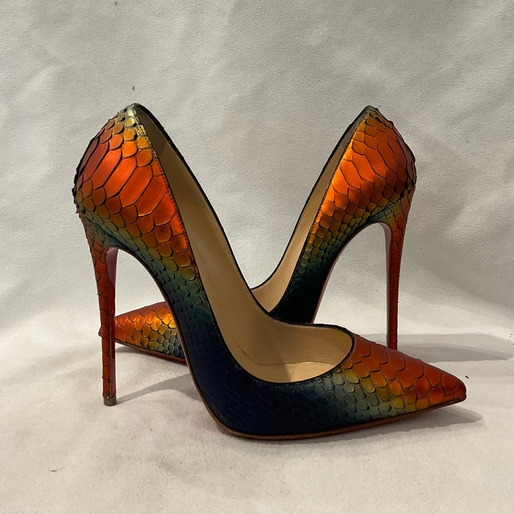 Christian Louboutin Pumps